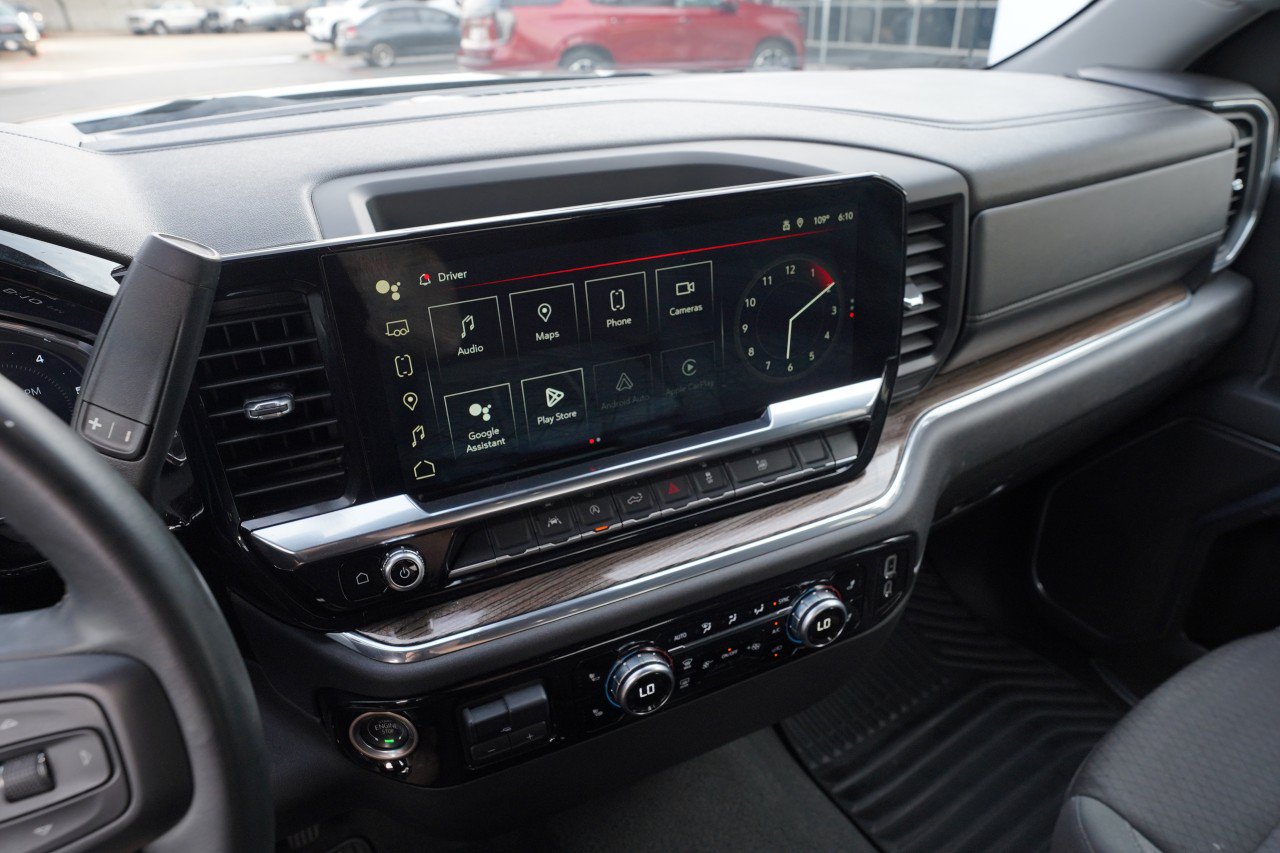 Certified 2025 GMC Sierra 1500 Elevation AWD/4WD image 12