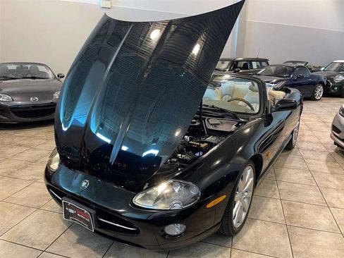 Used 2006 Jaguar XK8 Convertible RWD image 37