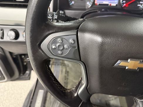 Used 2015 Chevrolet Suburban LT AWD/4WD image 17