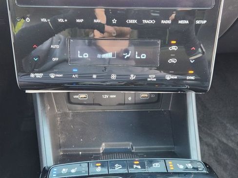 Used 2024 Hyundai Tucson Limited AWD/4WD image 18