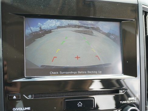 Used 2020 Subaru Forester Premium AWD/4WD image 18