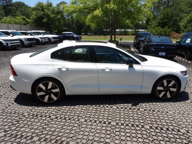 Certified 2025 Volvo S60 T8 Plus AWD/4WD image 9