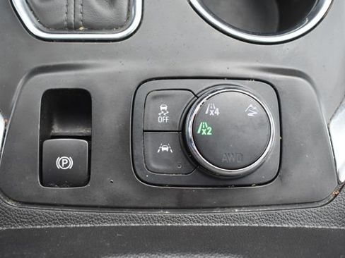 Used 2020 Chevrolet Traverse RS w/ LPO, Cargo Package AWD/4WD image 36