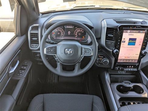 New 2026 RAM 1500 4x4 Crew Cab image 16