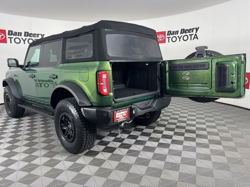 Used 2022 Ford Bronco Wildtrak image 18