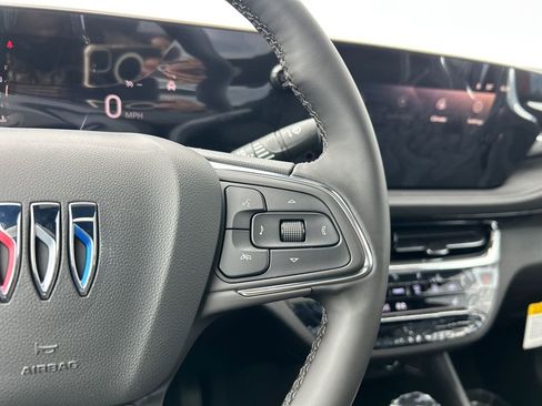 New 2026 Buick Envista Avenir FWD image 22