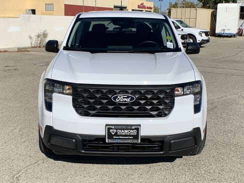 New 2025 Ford Maverick XL image 3