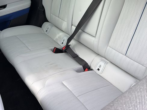 New 2026 Cadillac Optiq Luxury 2 image 27