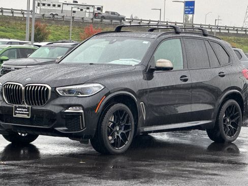 Used 2020 BMW X5 M50i w/ Executive Package image 7