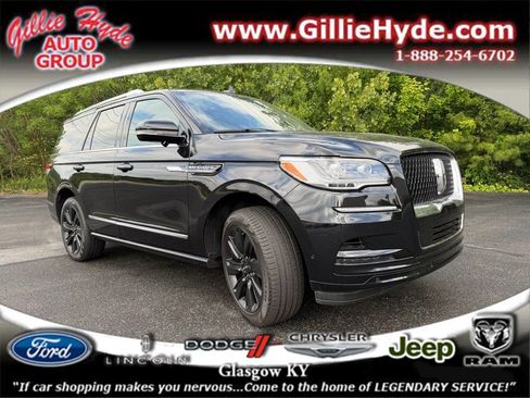Used 2024 Lincoln Navigator Reserve AWD/4WD image 1