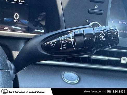 Used 2023 Hyundai Elantra SEL w/ Preferred Accessory Package FWD image 27