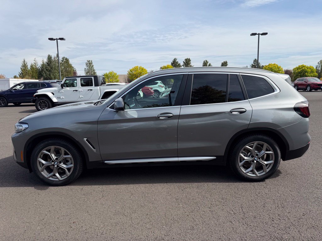 Used 2023 BMW X3 xDrive30i w/ Convenience Package AWD/4WD image 5