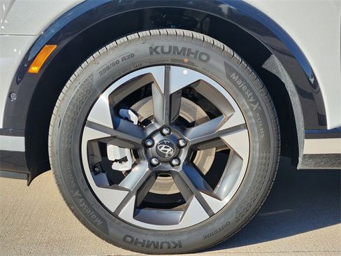 Used 2026 Hyundai Palisade Limited image 7