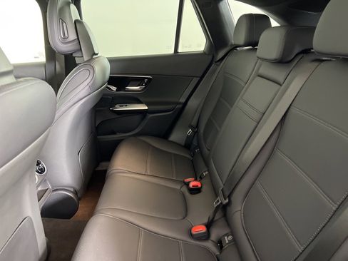 Certified 2025 Mercedes-Benz GLC 300 4MATIC image 11