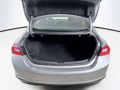 Used 2024 Chevrolet Malibu LT image 19