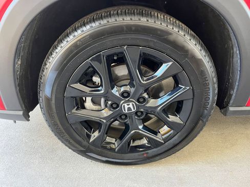 Used 2025 Honda HR-V Sport image 30