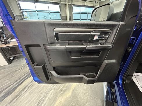 Used 2018 RAM 1500 Sport image 39