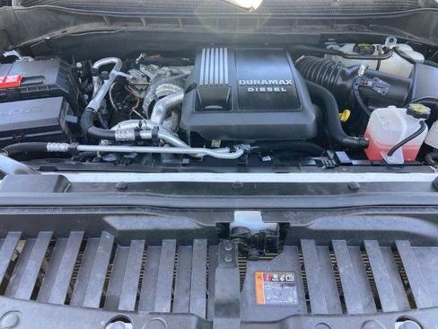 Used 2025 Chevrolet Silverado 1500 ZR2 w/ Technology Package AWD/4WD image 25