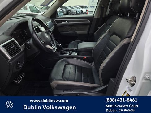 Used 2022 Volkswagen Atlas SEL Premium AWD/4WD image 18