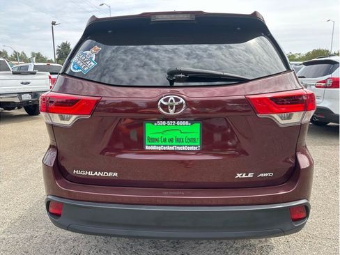 Used 2018 Toyota Highlander XLE AWD/4WD image 6