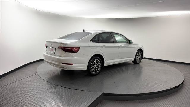 Used 2020 Volkswagen Jetta SE w/ SE Cold Weather Package FWD image 8