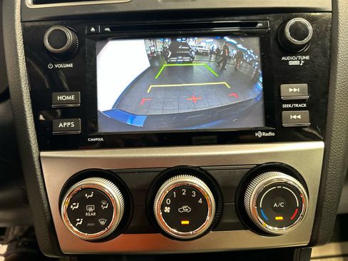 Used 2017 Subaru Crosstrek 2.0i Premium w/ Popular Package #2 AWD/4WD image 6