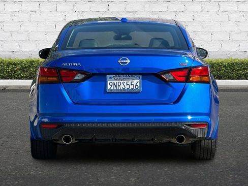 Used 2025 Nissan Altima 2.5 SR FWD image 5