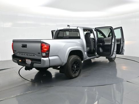 Used 2022 Toyota Tacoma SR5 image 34