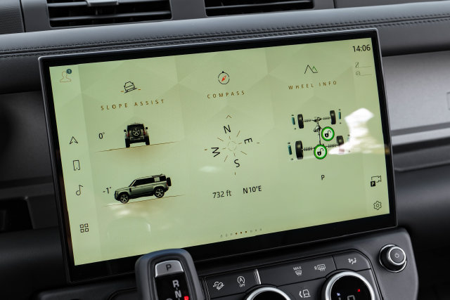 New 2026 Land Rover Defender 110 X AWD/4WD image 36