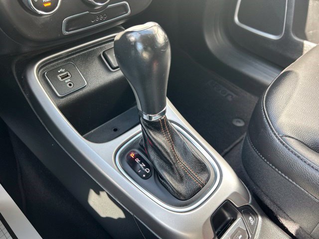 Used 2018 Jeep Compass Latitude FWD image 31