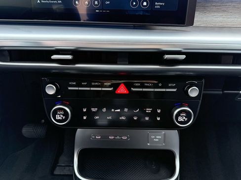 Certified 2026 Hyundai Ioniq 9 SEL image 25