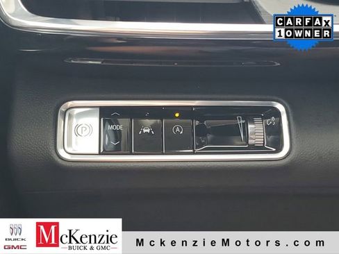 Used 2025 Buick Envision Preferred AWD/4WD image 19