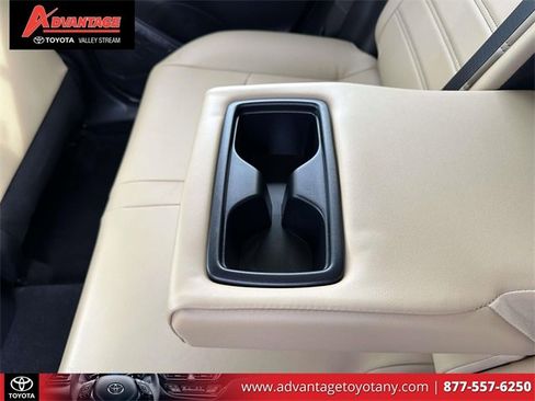 Used 2024 Toyota RAV4 XLE Premium image 15