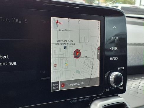 Used 2022 Kia Sorento S FWD image 30