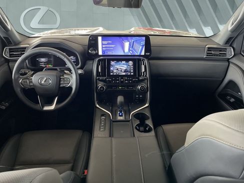 Certified 2025 Lexus LX 700h Overtrail AWD/4WD image 13