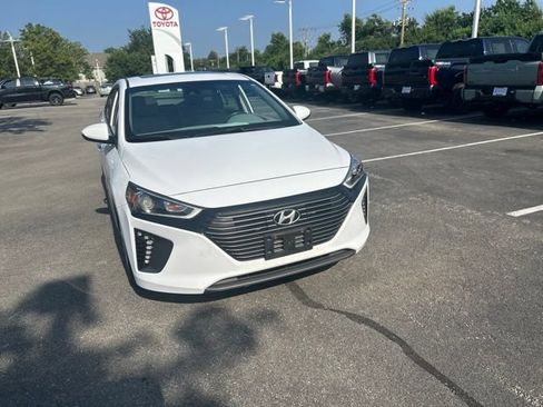 Used 2019 Hyundai Ioniq Limited w/ Ultimate Package 02 FWD image 2