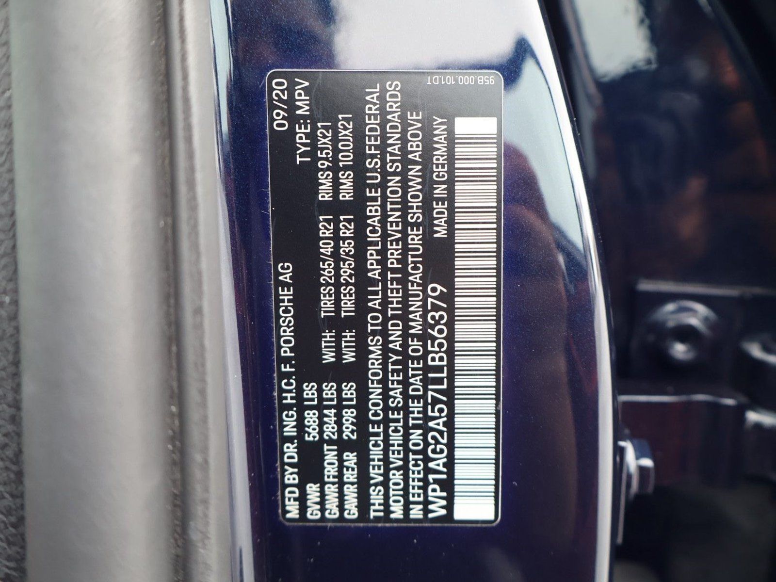 Certified 2020 Porsche Macan GTS AWD/4WD image 29