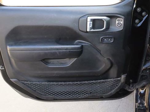 Used 2022 Jeep Wrangler Unlimited Sport AWD/4WD image 19