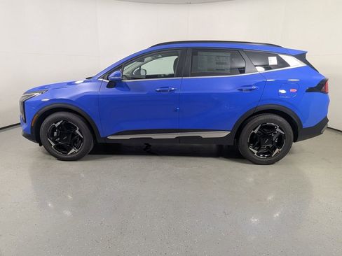 New 2026 Kia Sportage EX w/ EX Panorama Roof Package FWD image 4