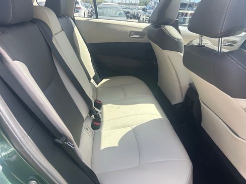Used 2022 Toyota Corolla Cross XLE w/ Convenience Package image 39