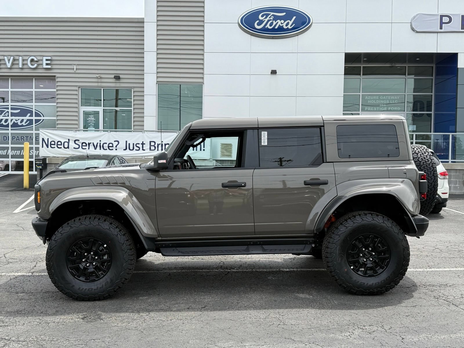 New 2026 Ford Bronco Raptor w/ Interior Carbon Fiber Pack AWD/4WD image 3