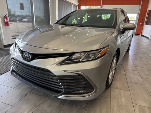 Used 2023 Toyota Camry LE AWD/4WD image 3
