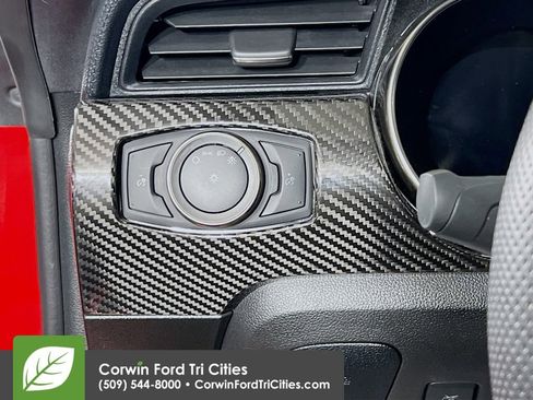 Used 2021 Ford Mustang Shelby GT500 w/ Technology Package RWD image 20