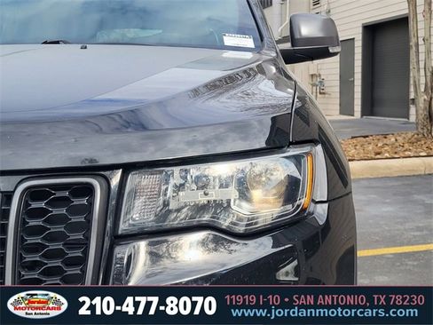 Used 2020 Jeep Grand Cherokee Trailhawk image 10