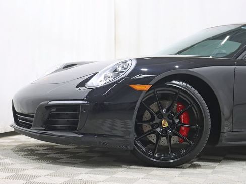 Used 2017 Porsche 911 Carrera 4S AWD/4WD image 2
