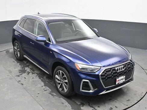 Used 2022 Audi Q5 2.0T Premium w/ Convenience Package image 39