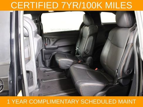 Used 2023 Toyota Sienna XSE w/ XSE Plus Package AWD/4WD image 14