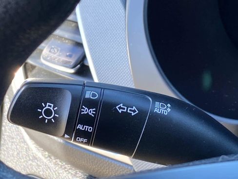Used 2023 Kia Seltos LX AWD/4WD image 19
