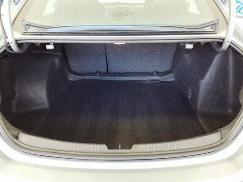 Used 2025 Chevrolet Malibu LT FWD image 10