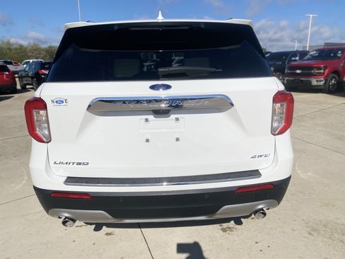 Used 2023 Ford Explorer Limited w/ Equipment Group 301A AWD/4WD image 7